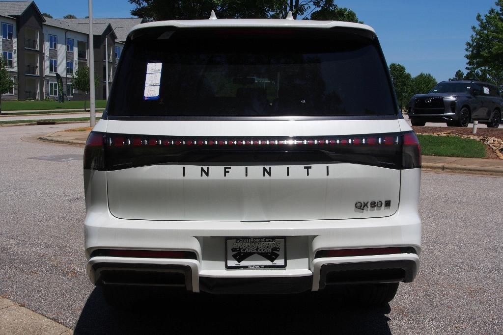 new 2026 INFINITI QX80 car, priced at $91,567