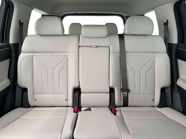 new 2026 Hyundai SANTA FE HEV car, priced at $42,630
