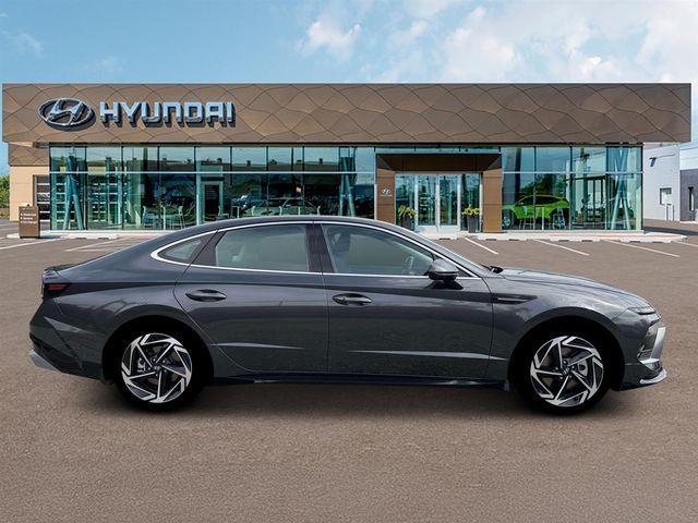 new 2026 Hyundai Sonata car, priced at $31,297