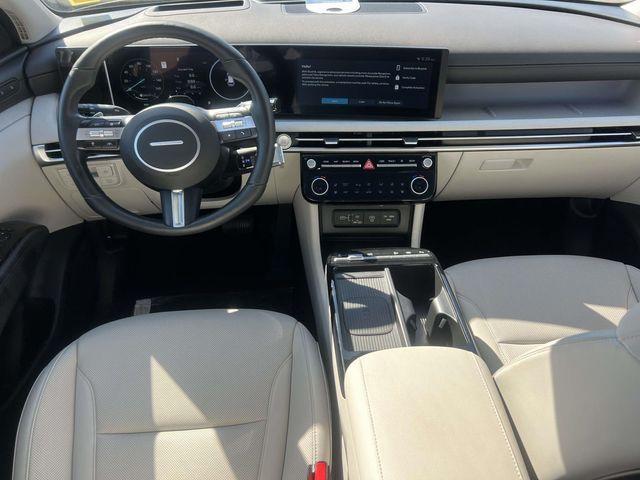 used 2025 Hyundai TUCSON Hybrid car, priced at $35,998