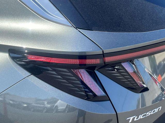 used 2025 Hyundai TUCSON Hybrid car, priced at $35,998