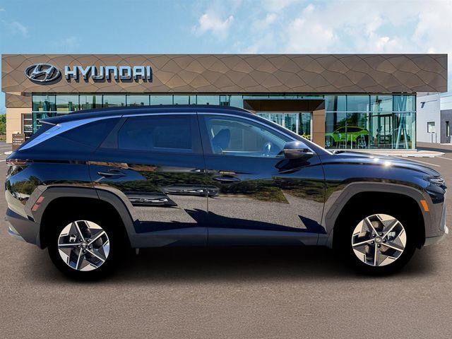 new 2026 Hyundai TUCSON Hybrid car, priced at $37,990