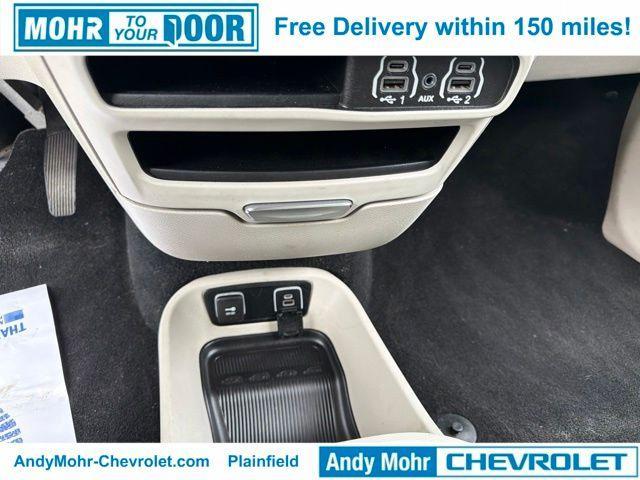used 2021 Chrysler Pacifica Hybrid car, priced at $20,000