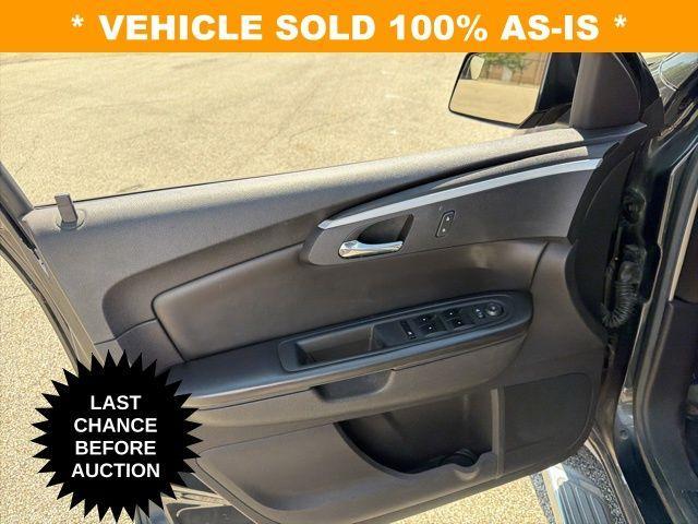 used 2009 Chevrolet Traverse car, priced at $3,000