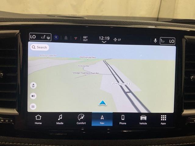 new 2024 Chrysler Pacifica Hybrid car, priced at $46,250