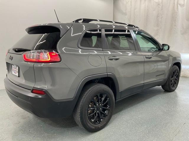 used 2023 Jeep Cherokee car, priced at $19,900