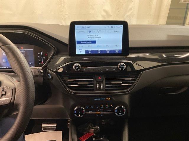 used 2024 Ford Escape car, priced at $20,900