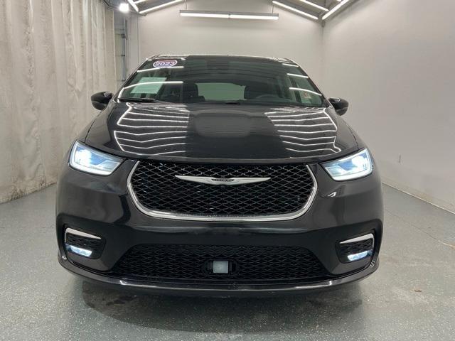 used 2023 Chrysler Pacifica car, priced at $21,971