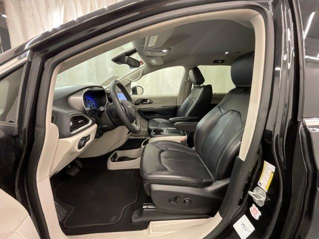 used 2023 Chrysler Pacifica car, priced at $21,971