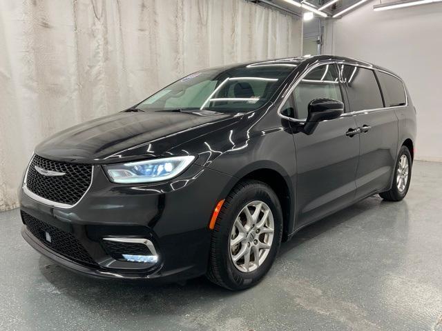 used 2023 Chrysler Pacifica car, priced at $21,971