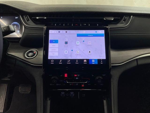 new 2025 Jeep Grand Cherokee car, priced at $46,926