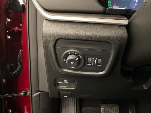 new 2025 Jeep Grand Cherokee car, priced at $46,926