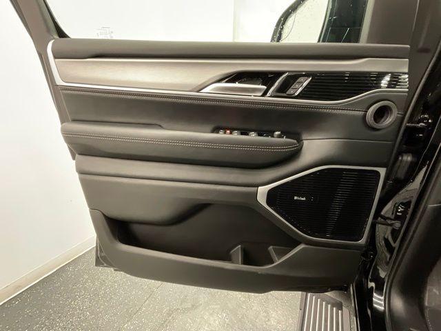 new 2026 Jeep Grand Wagoneer L car, priced at $84,561