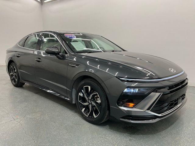 used 2025 Hyundai Sonata car, priced at $21,500