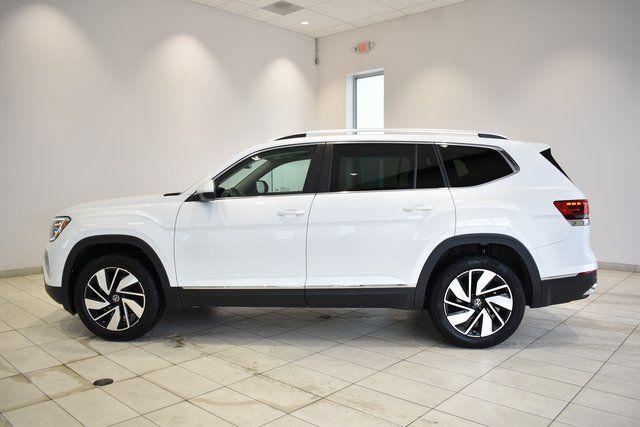 used 2025 Volkswagen Atlas car, priced at $40,990