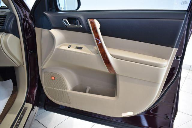 used 2013 Toyota Highlander car, priced at $14,998