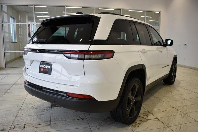 used 2022 Jeep Grand Cherokee car, priced at $29,498