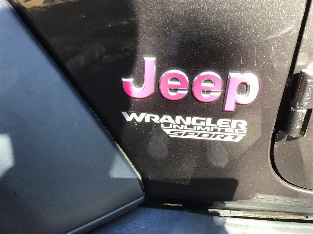 used 2018 Jeep Wrangler Unlimited car, priced at $27,995