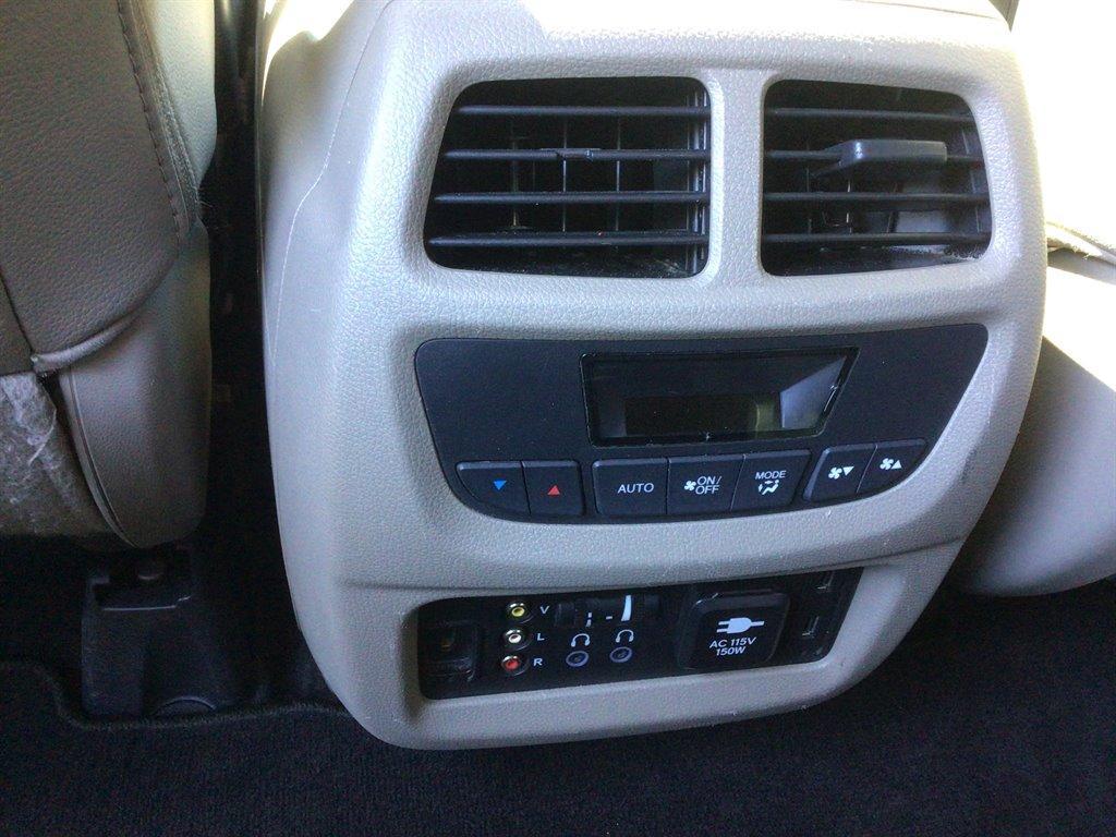 used 2017 Honda Pilot car, priced at $15,995