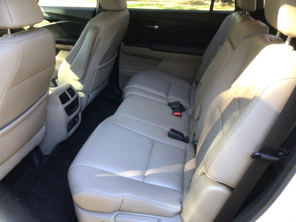 used 2017 Honda Pilot car, priced at $15,995