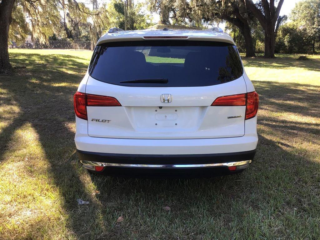 used 2017 Honda Pilot car, priced at $15,995