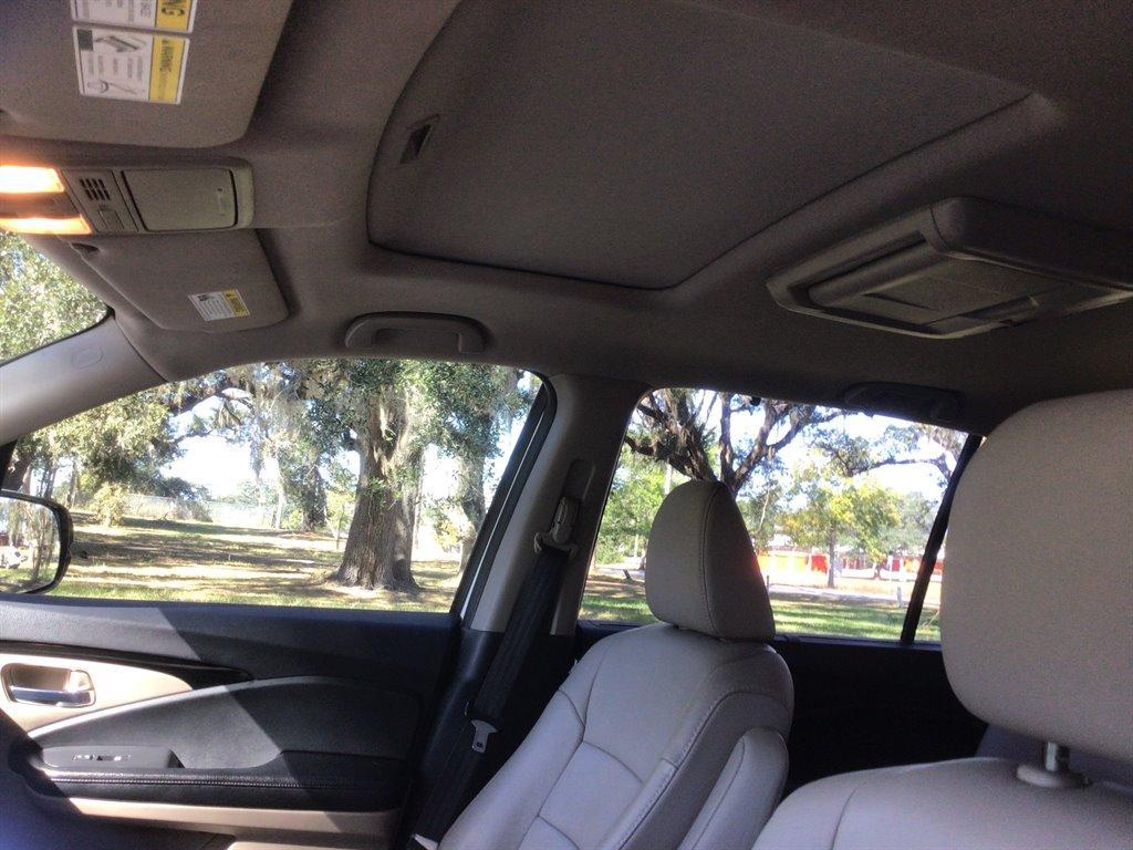 used 2017 Honda Pilot car, priced at $15,995