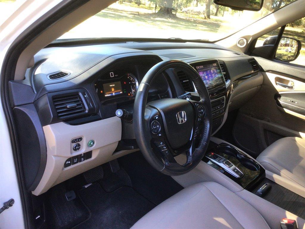 used 2017 Honda Pilot car, priced at $15,995