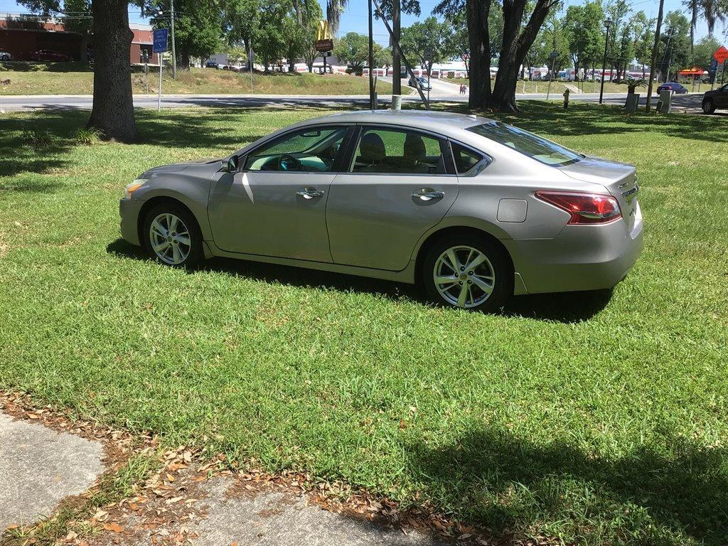 used 2013 Nissan Altima car, priced at $7,995