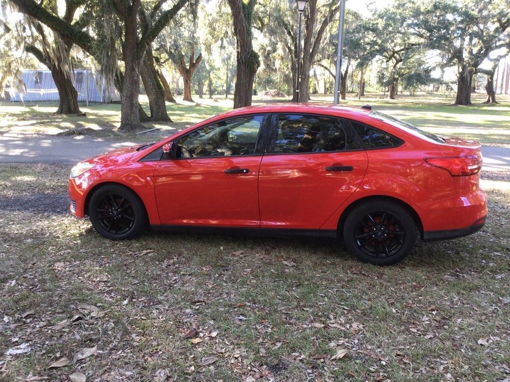 used 2015 Ford Focus car, priced at $8,495