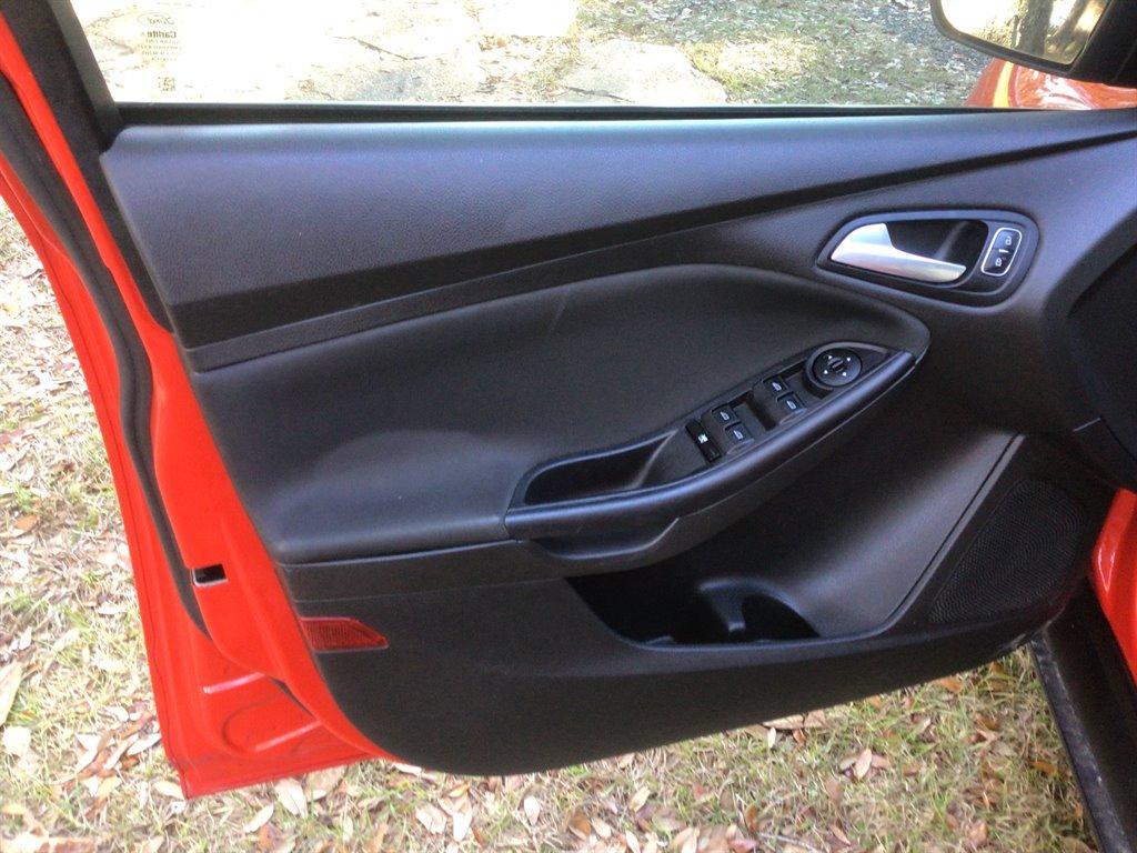 used 2015 Ford Focus car, priced at $7,995