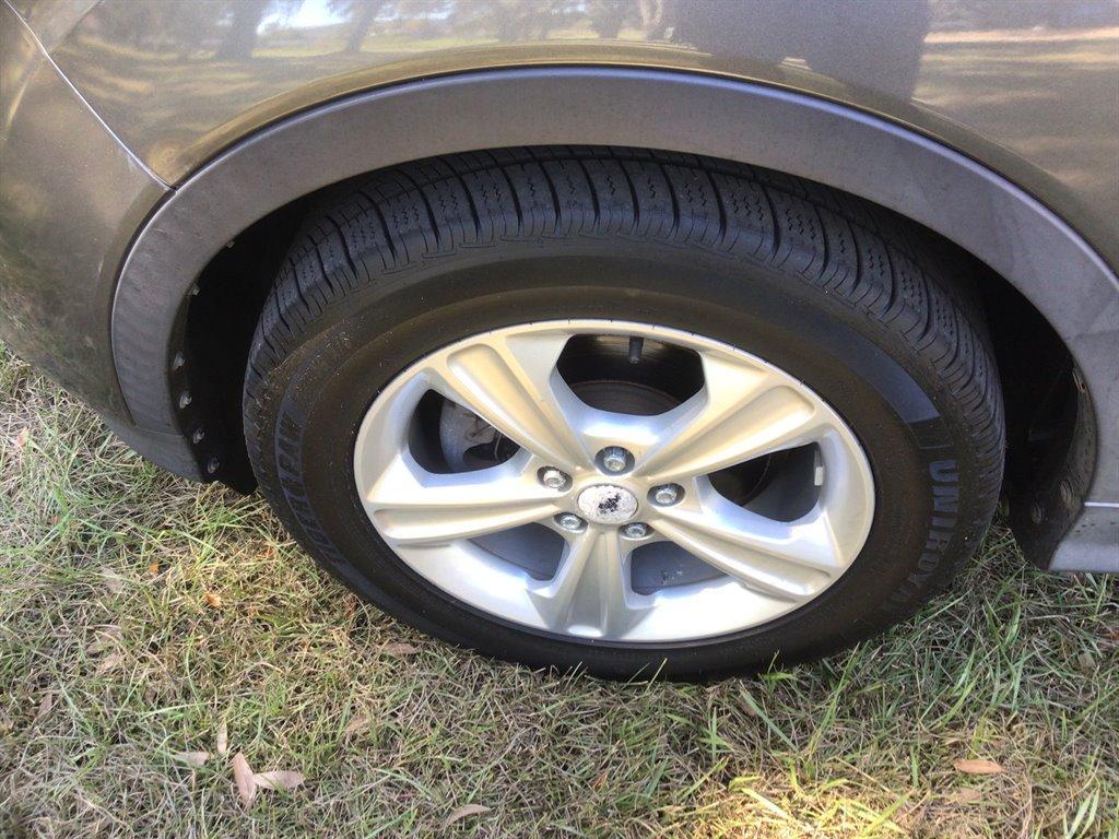 used 2013 Ford Escape car, priced at $8,495