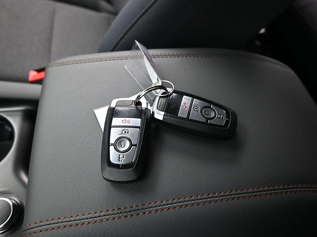 new 2025 Ford Explorer car, priced at $39,645