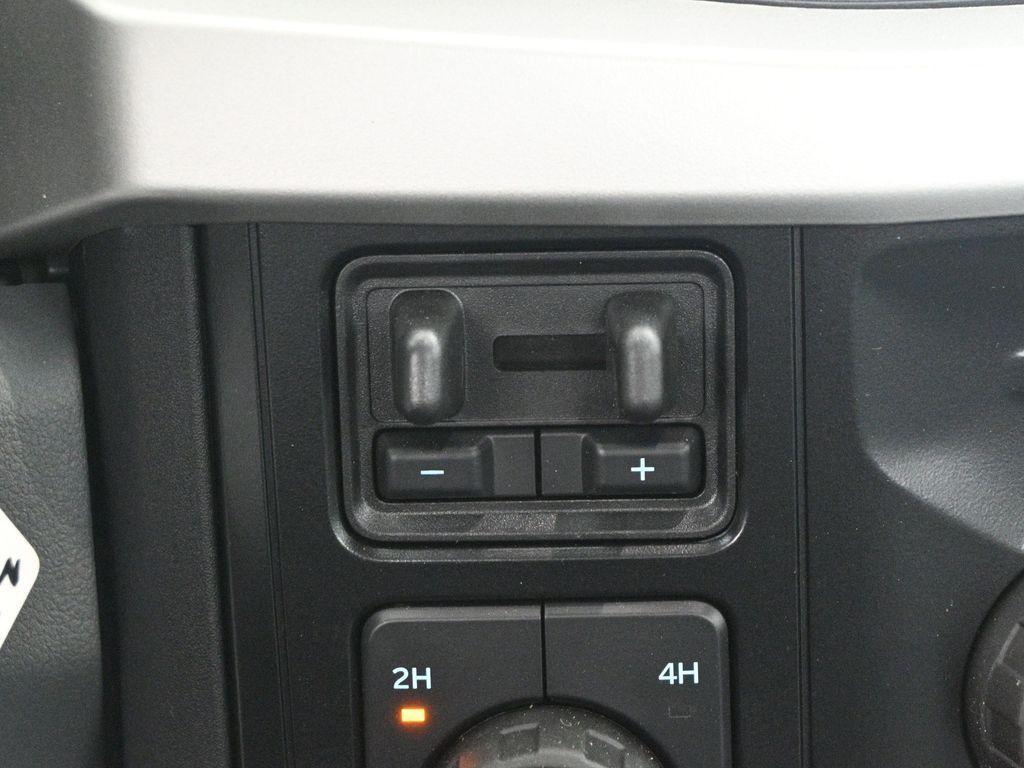 new 2024 Ford F-350 car, priced at $68,629