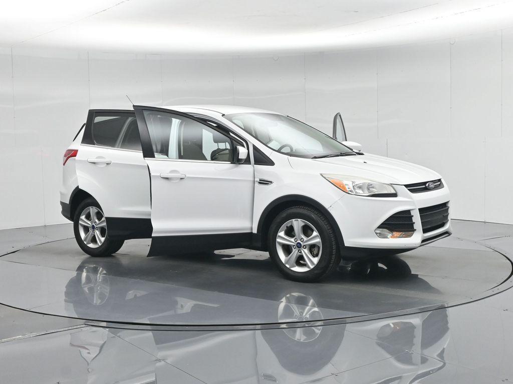 used 2015 Ford Escape car, priced at $5,500
