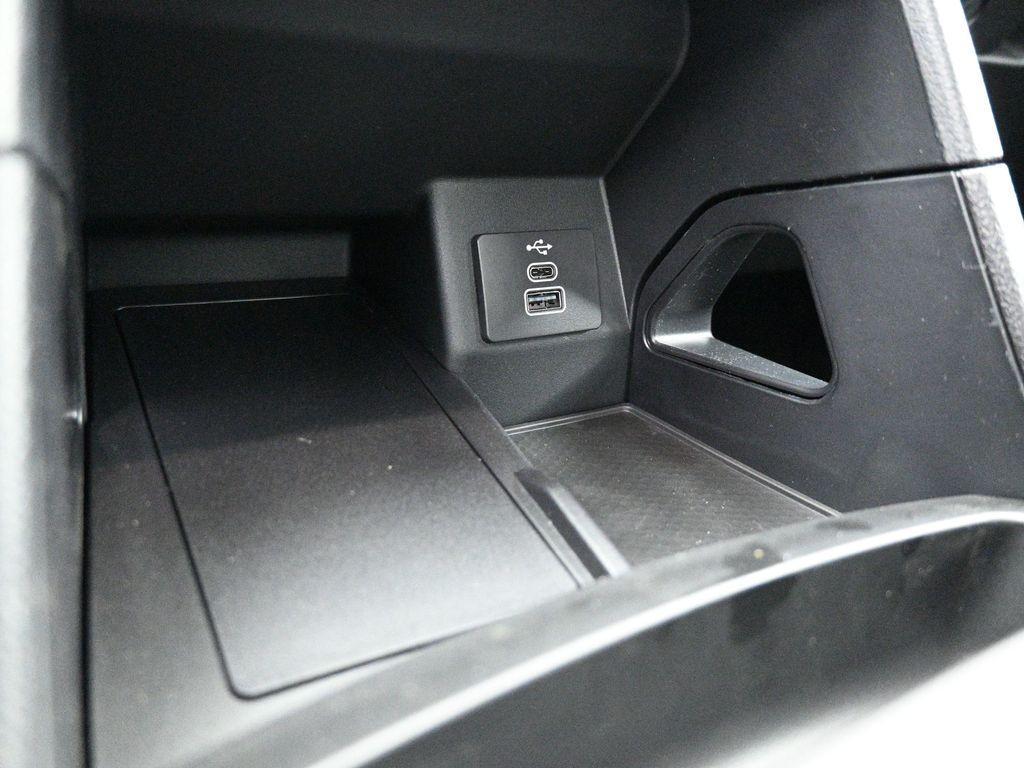 new 2025 Ford Ranger car, priced at $31,874