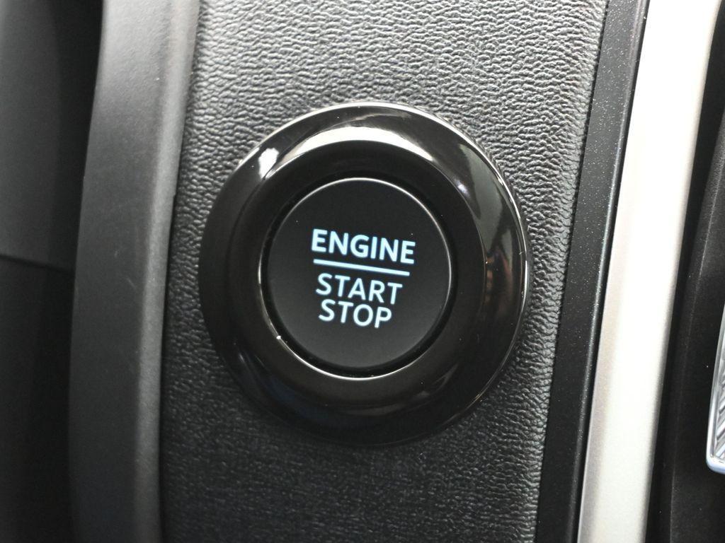 used 2025 Ford Expedition car, priced at $59,300