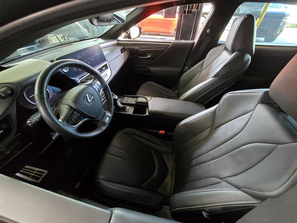 used 2022 Lexus ES 350 car, priced at $36,400