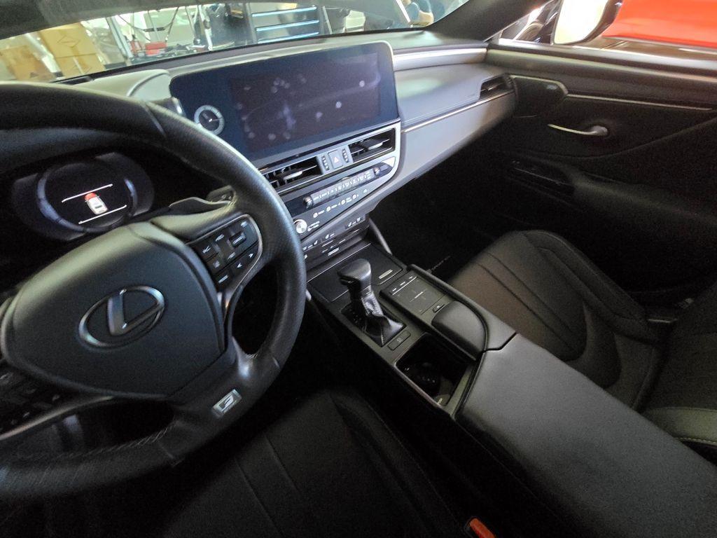 used 2022 Lexus ES 350 car, priced at $36,400