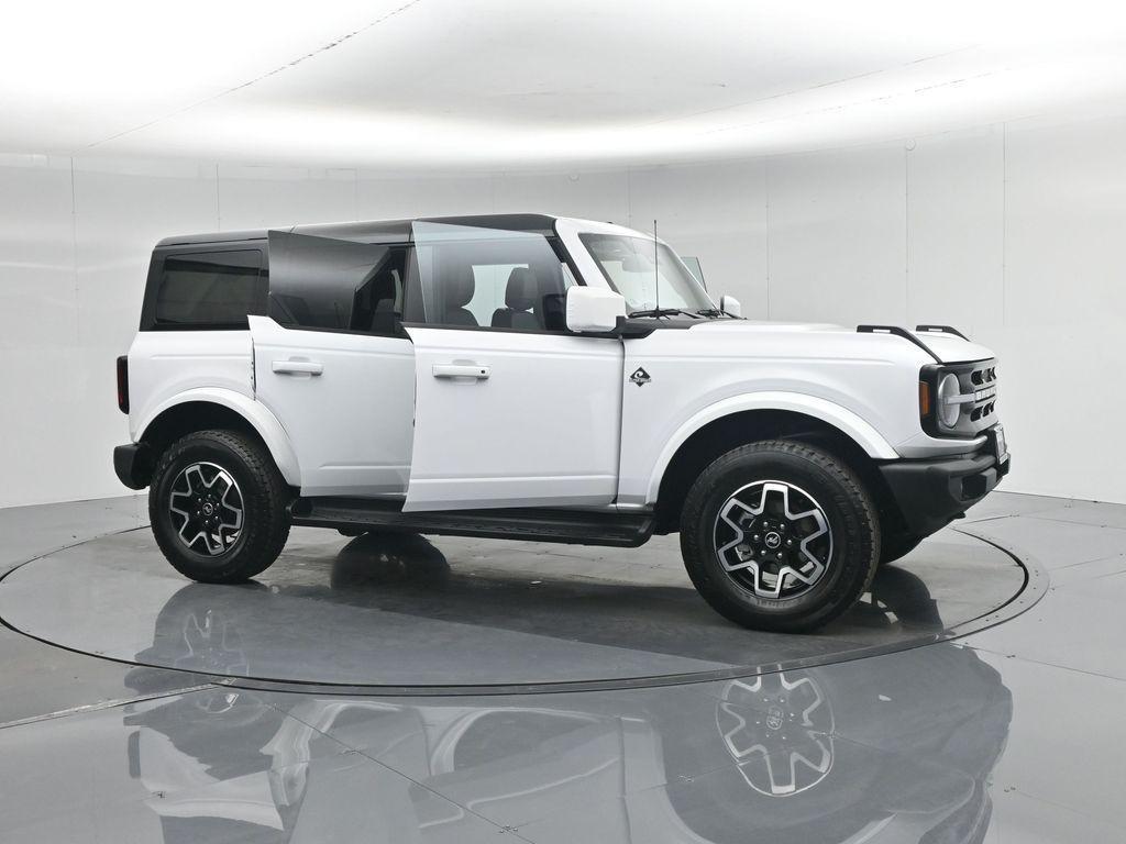 used 2025 Ford Bronco car, priced at $42,900