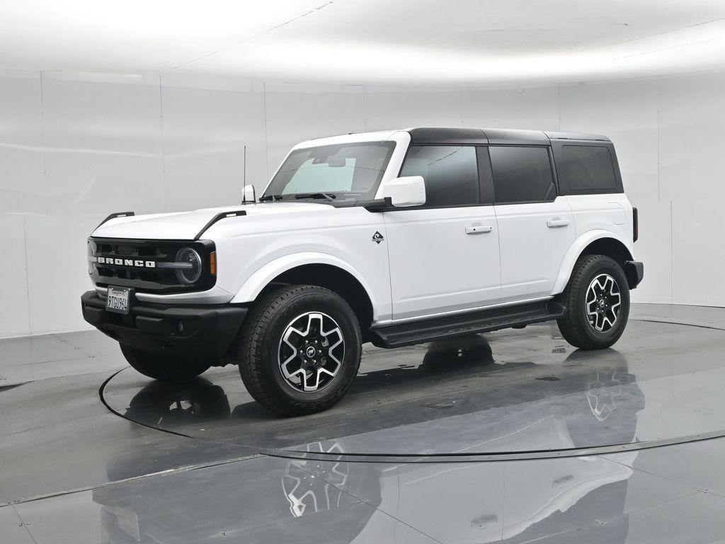 used 2025 Ford Bronco car, priced at $42,900