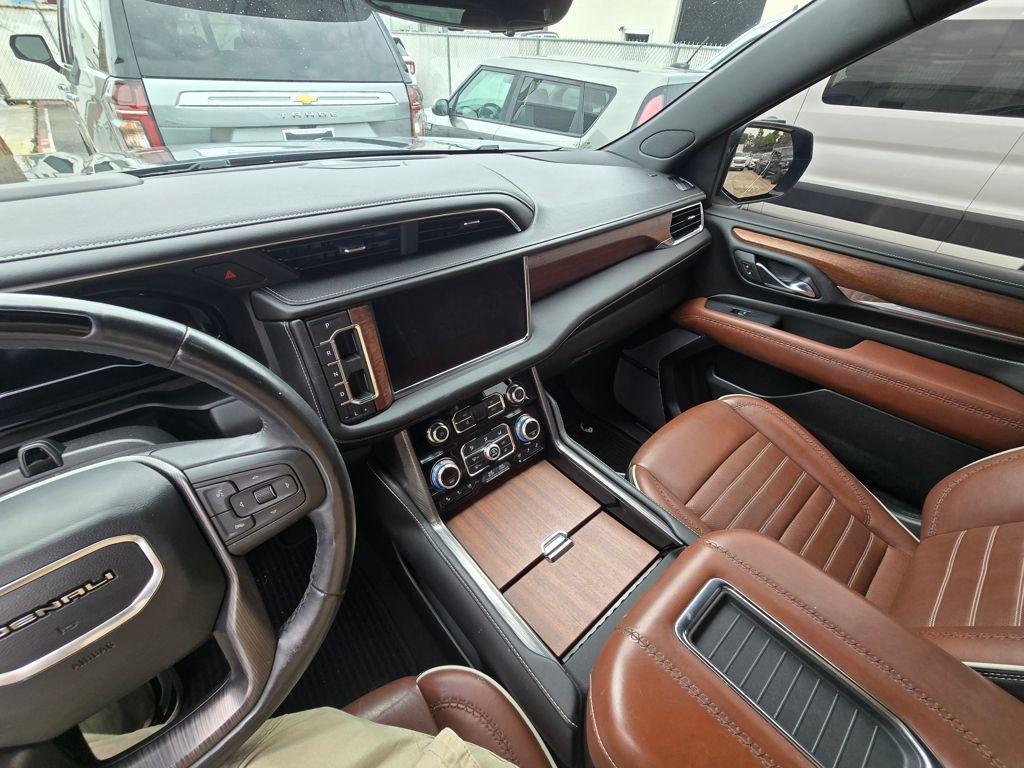 used 2023 GMC Yukon car, priced at $72,800