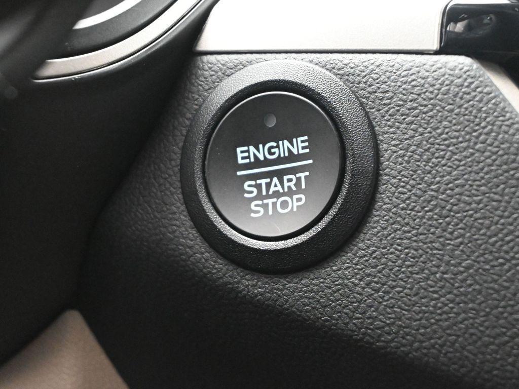 used 2022 Ford Escape car, priced at $21,600