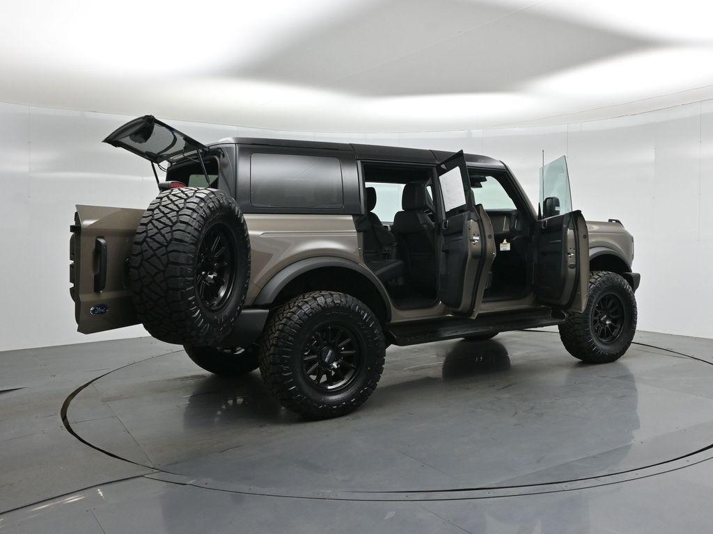 new 2025 Ford Bronco car, priced at $63,285