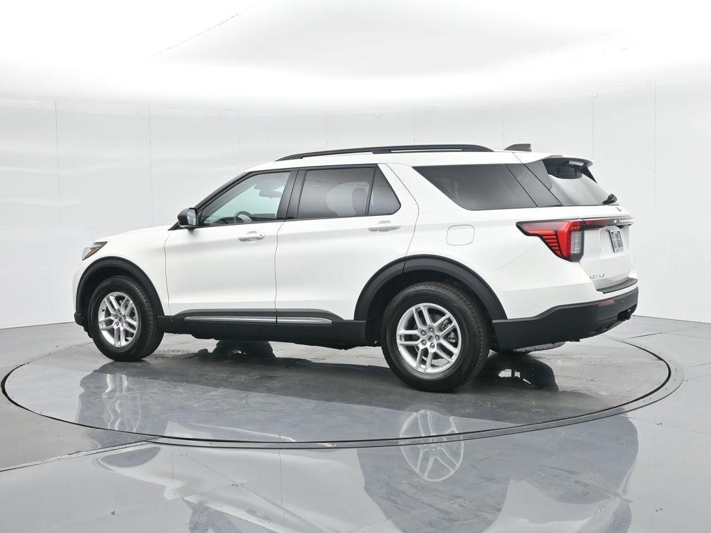 new 2025 Ford Explorer car, priced at $42,940