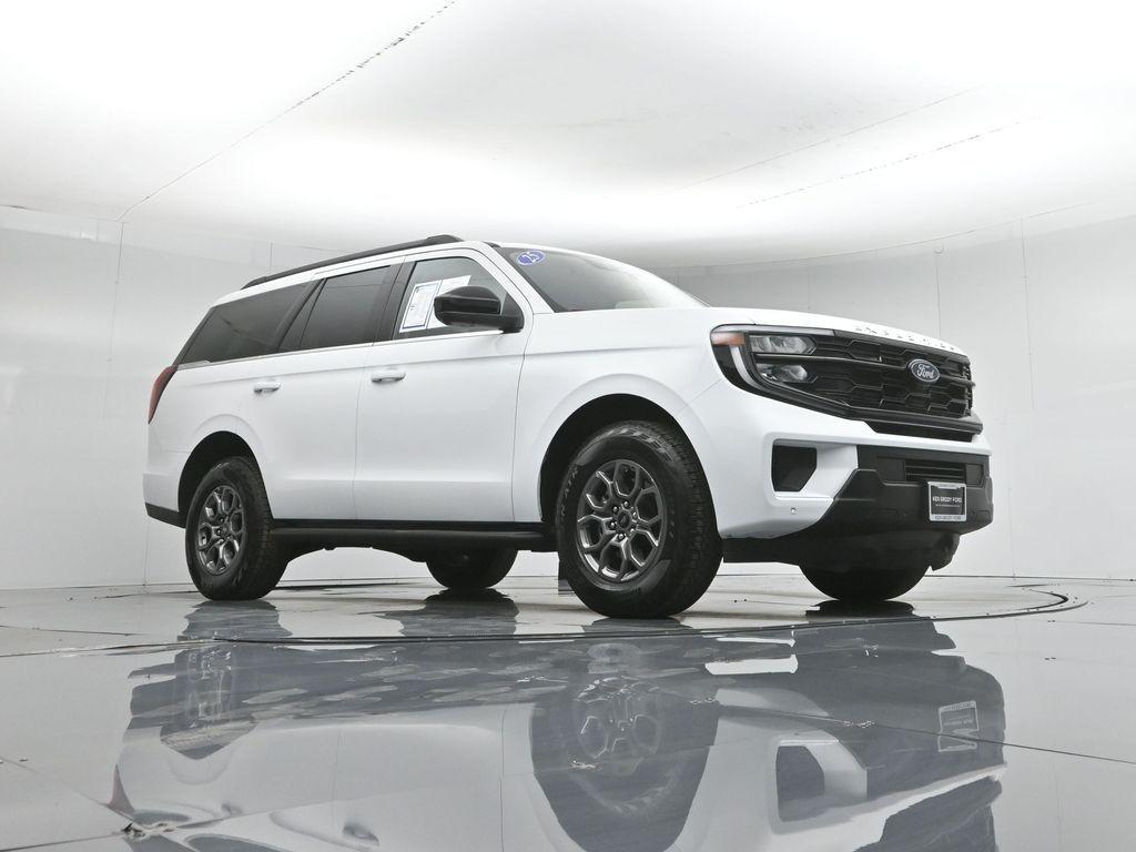 used 2025 Ford Expedition car, priced at $55,900