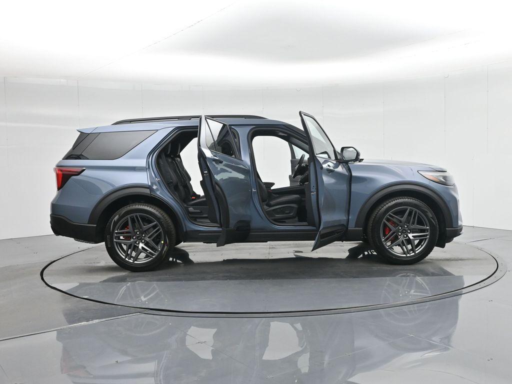 new 2025 Ford Explorer car, priced at $56,180