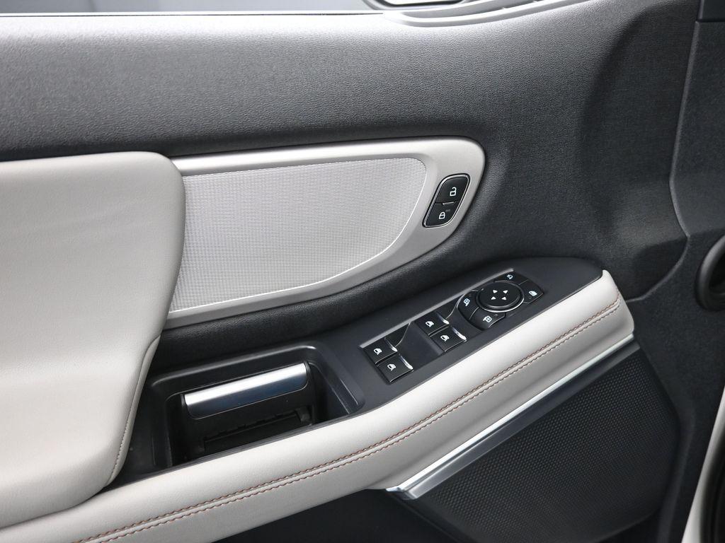 used 2025 Ford Expedition Max car, priced at $63,400