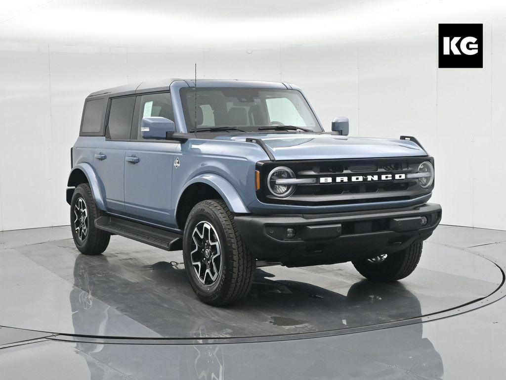 new 2025 Ford Bronco car, priced at $55,690