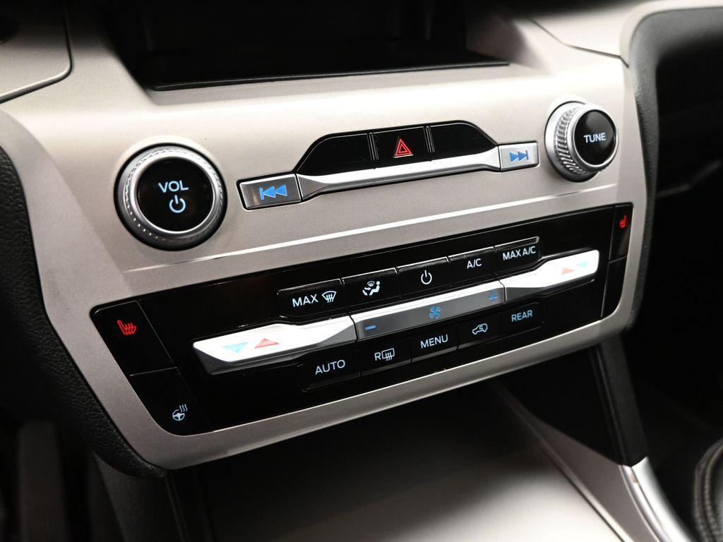 used 2021 Ford Explorer car, priced at $17,800