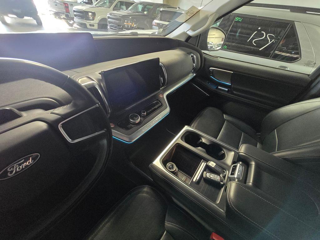 used 2025 Ford Expedition Max car, priced at $74,700